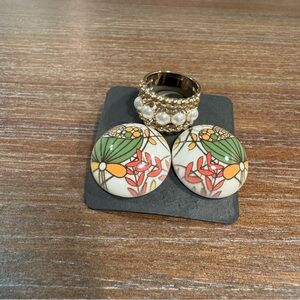 Floral Pearl Ring and Earring Set